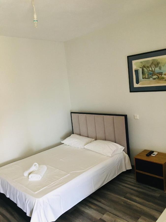 Irini Boutique Rooms!!! Химара Экстерьер фото