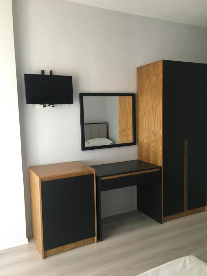 Irini Boutique Rooms!!! Химара Экстерьер фото