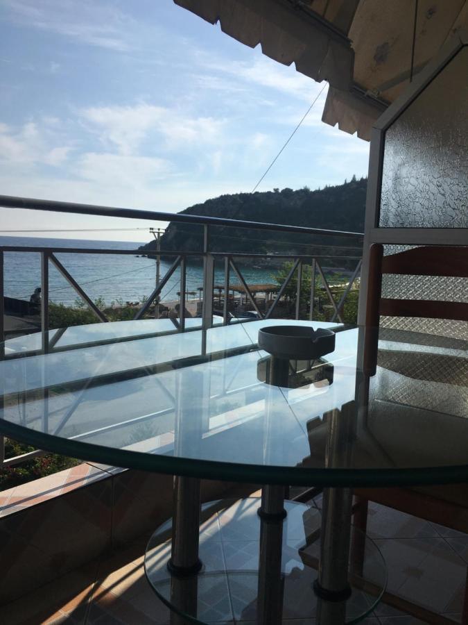 Irini Boutique Rooms!!! Химара Экстерьер фото